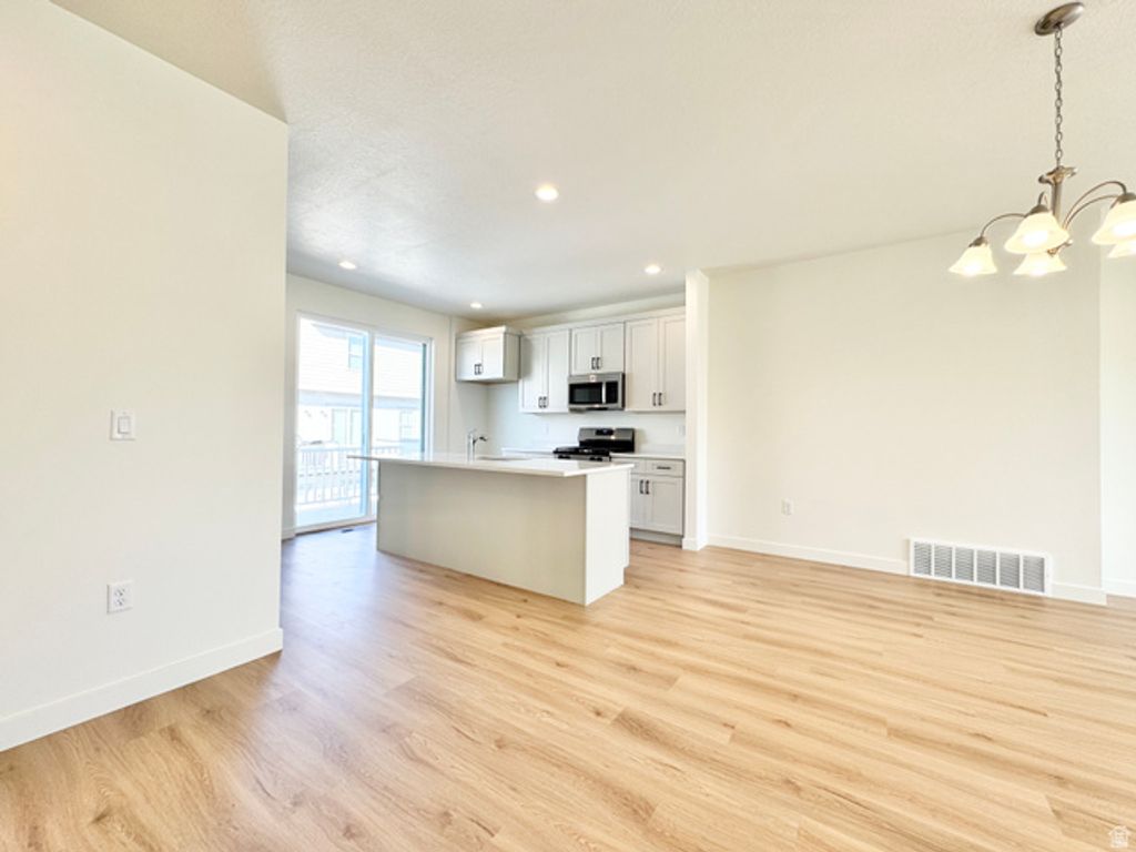 1650 N MAIN ST, Layton, UT 84041 — photo 2