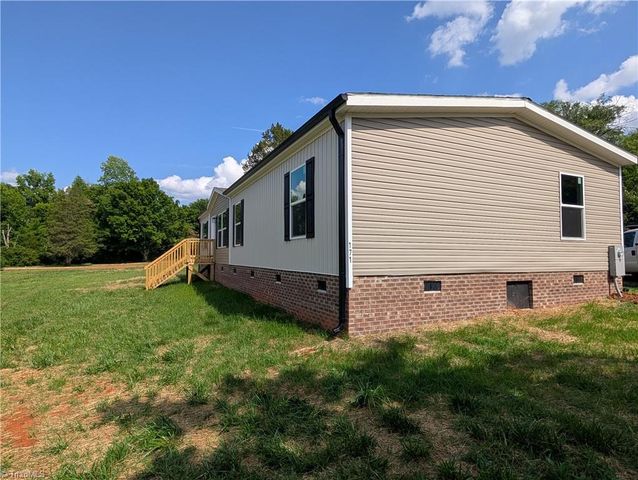 171 Greenwood Street, Lexington, NC 27292