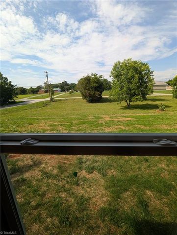 171 Greenwood Street, Lexington, NC 27292