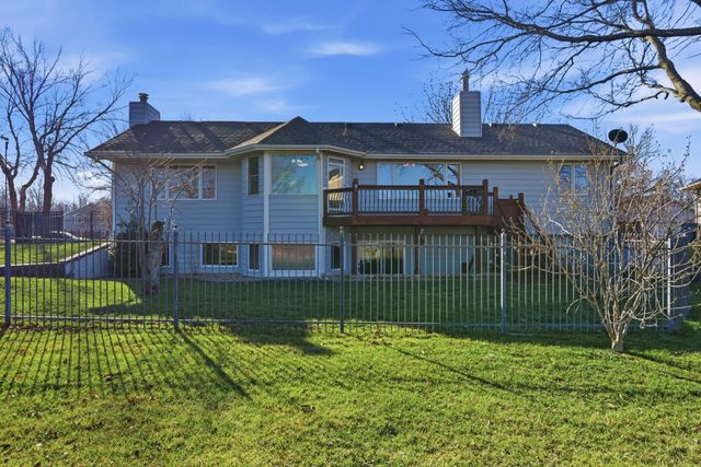 2002 N Teal Brook St, Wichita, KS 67235