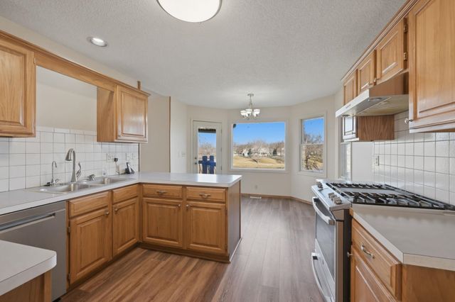 2002 N Teal Brook St, Wichita, KS 67235