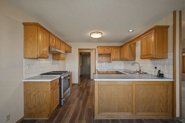 2002 N Teal Brook St, Wichita, KS 67235