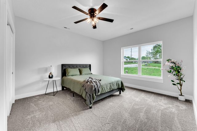 5341 S Dayton Avenue, Springfield, MO 65810