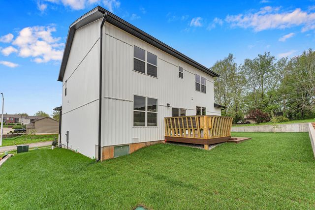 5341 S Dayton Avenue, Springfield, MO 65810