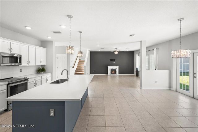5645 HAMPTON CREEK Road, Jacksonville, FL 32218