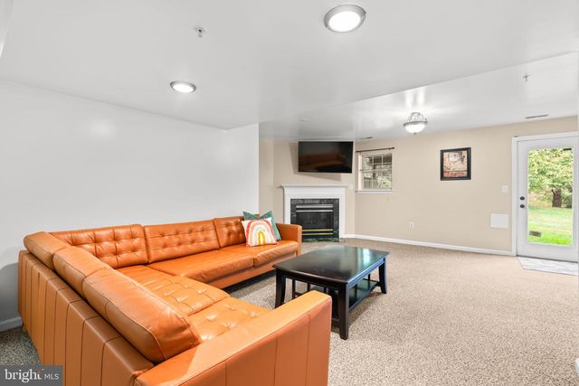 9822 SHERWOOD FARM RD, Owings Mills, MD 21117