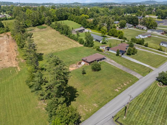 386 Boggs Road, London, KY 40744