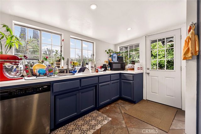 1121 Marin, Corning, CA 96021