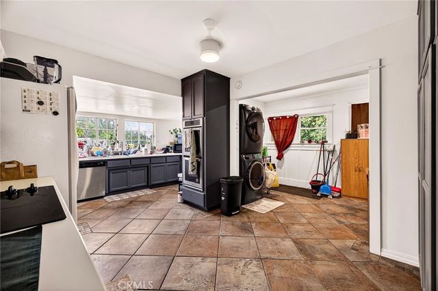 1121 Marin, Corning, CA 96021