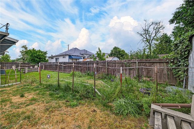1121 Marin, Corning, CA 96021