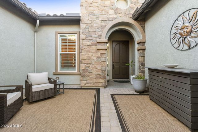 7606 S PENROSE Drive, Gilbert, AZ 85298