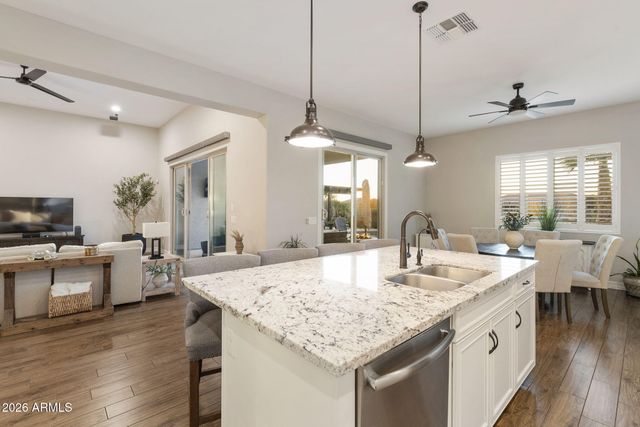 7606 S PENROSE Drive, Gilbert, AZ 85298