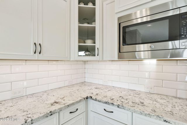 7606 S PENROSE Drive, Gilbert, AZ 85298