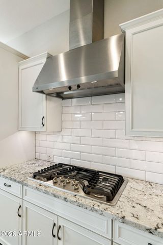 7606 S PENROSE Drive, Gilbert, AZ 85298