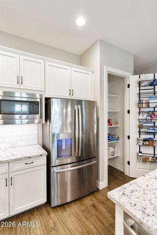 7606 S PENROSE Drive, Gilbert, AZ 85298
