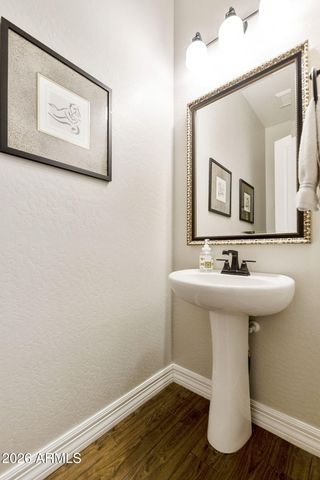 7606 S PENROSE Drive, Gilbert, AZ 85298