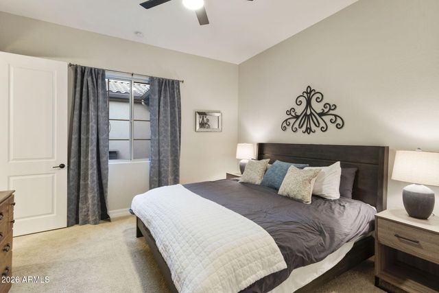 7606 S PENROSE Drive, Gilbert, AZ 85298