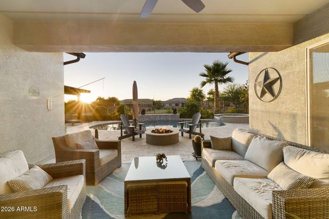 7606 S PENROSE Drive, Gilbert, AZ 85298