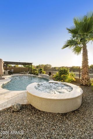 7606 S PENROSE Drive, Gilbert, AZ 85298