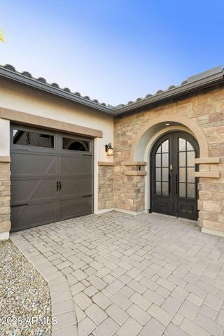 7606 S PENROSE Drive, Gilbert, AZ 85298