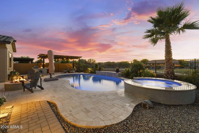 7606 S PENROSE Drive, Gilbert, AZ 85298