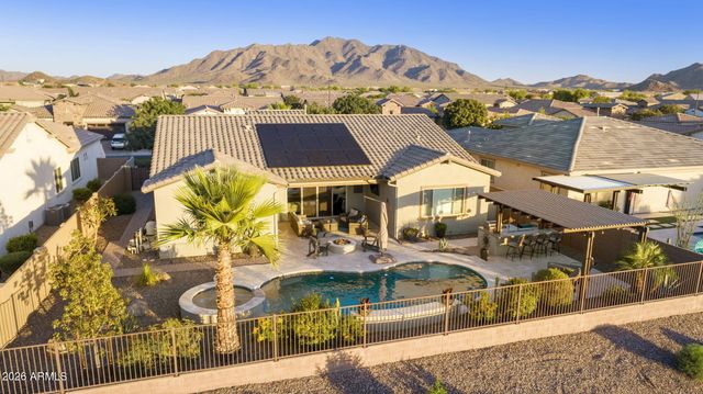 7606 S PENROSE Drive, Gilbert, AZ 85298