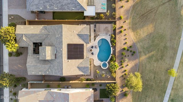 7606 S PENROSE Drive, Gilbert, AZ 85298