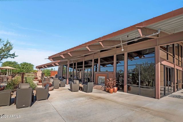 7606 S PENROSE Drive, Gilbert, AZ 85298