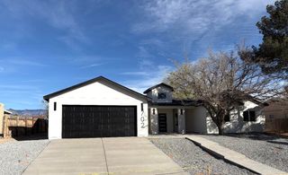 702 Rincon De Romos Drive SE, Rio Rancho, NM 87124