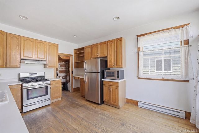 35 Jackson Street, New Rochelle, NY 10801