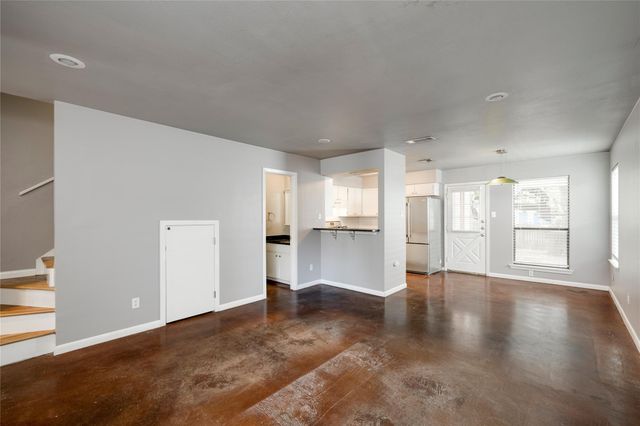 403 W Elizabeth B, Austin, TX 78704