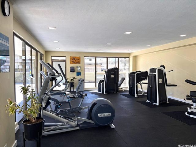2240 Kuhio Avenue 3505, Honolulu, HI 96815
