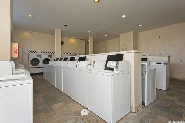 2240 Kuhio Avenue 3505, Honolulu, HI 96815