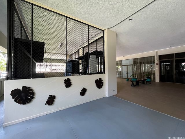 2240 Kuhio Avenue 3505, Honolulu, HI 96815