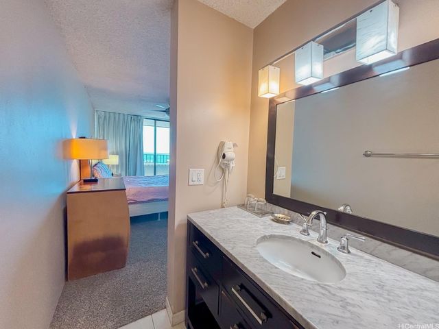 2240 Kuhio Avenue 3505, Honolulu, HI 96815