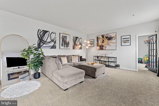 3433 LINDEN GROVE DR, Waldorf, MD 20603