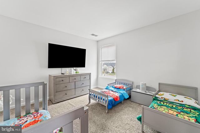 3433 LINDEN GROVE DR, Waldorf, MD 20603