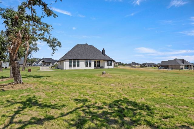 149 Clayton Crossing, Springtown, TX 76082