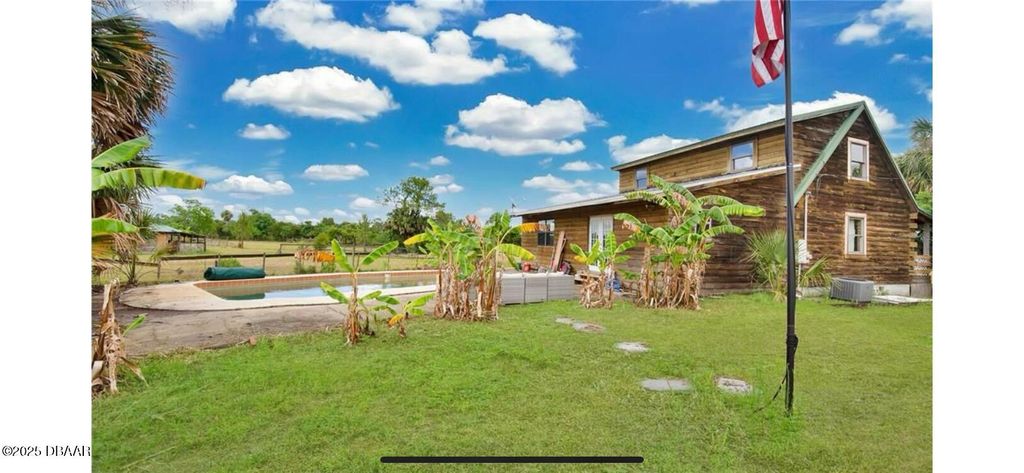 1330 Niatross Street, Astor, FL 32102