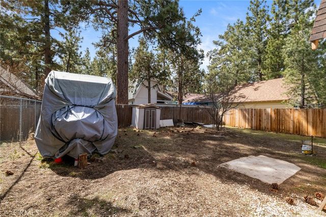 324 Angeles Boulevard, Big Bear City, CA 92314