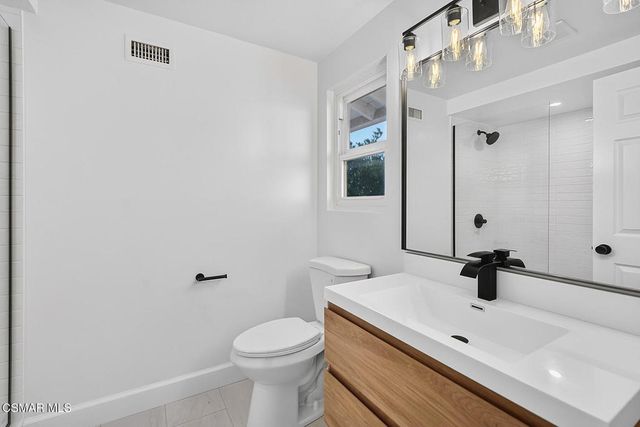 2478 Sapra Street, Thousand Oaks, CA 91362