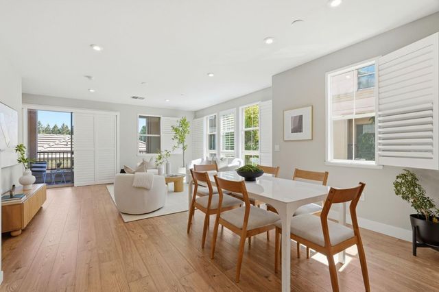 560 Saint Remi Terrace 1, Sunnyvale, CA 94085