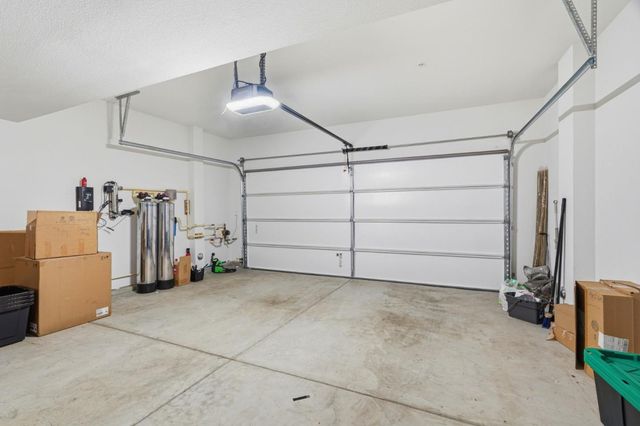 560 Saint Remi Terrace 1, Sunnyvale, CA 94085