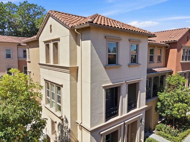 560 Saint Remi Terrace 1, Sunnyvale, CA 94085
