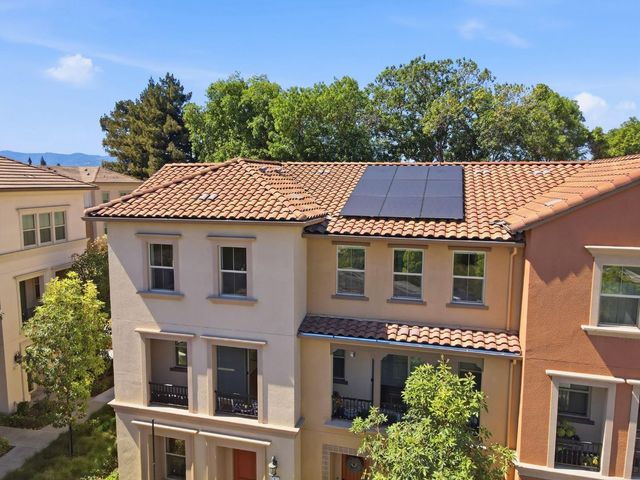 560 Saint Remi Terrace 1, Sunnyvale, CA 94085