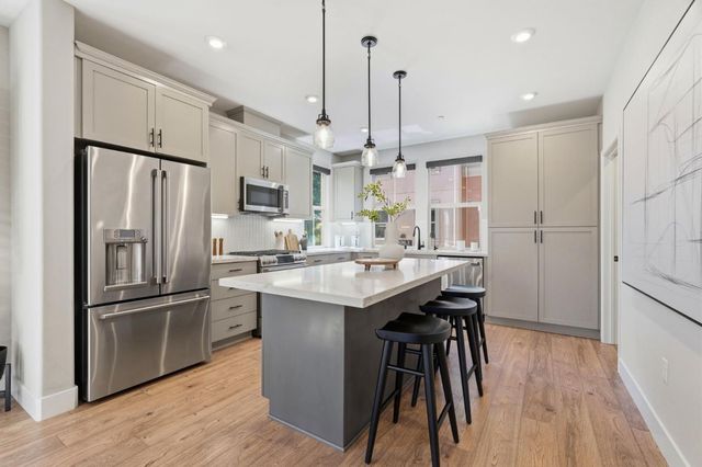 560 Saint Remi Terrace 1, Sunnyvale, CA 94085