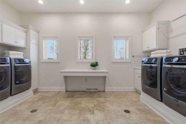 308 Sutherland Drive, Peters Twp, PA 15367