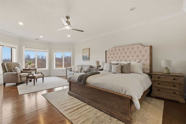 308 Sutherland Drive, Peters Twp, PA 15367