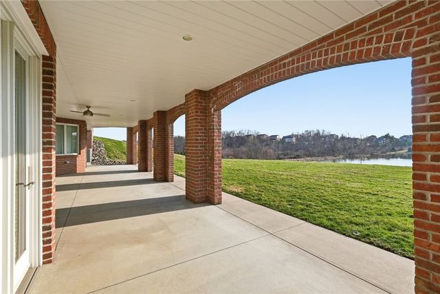 308 Sutherland Drive, Peters Twp, PA 15367