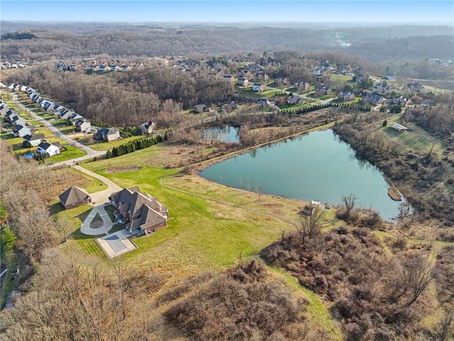 308 Sutherland Drive, Peters Twp, PA 15367